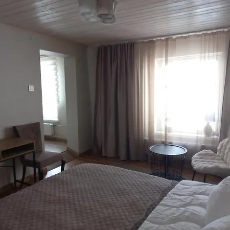 Apartman Rueuetli 28 *